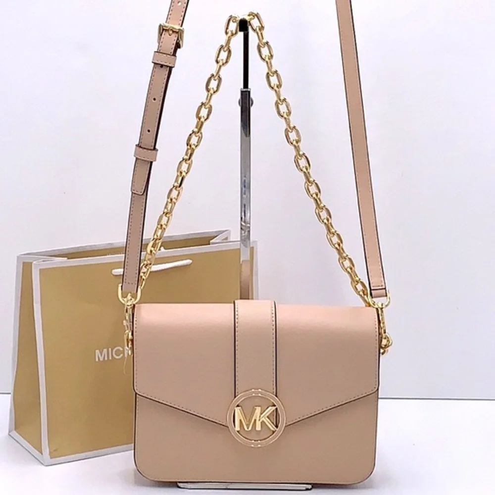 MICHAEL KORS CARMEN MEDIUM CONVERTIBLE SHOULDER BAG BUFF COLOR